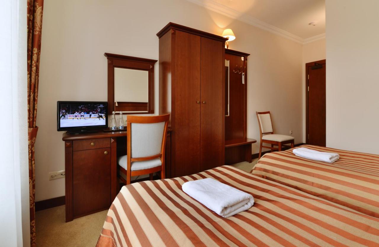 Hotel Ulubiony 科斯琴 外观 照片