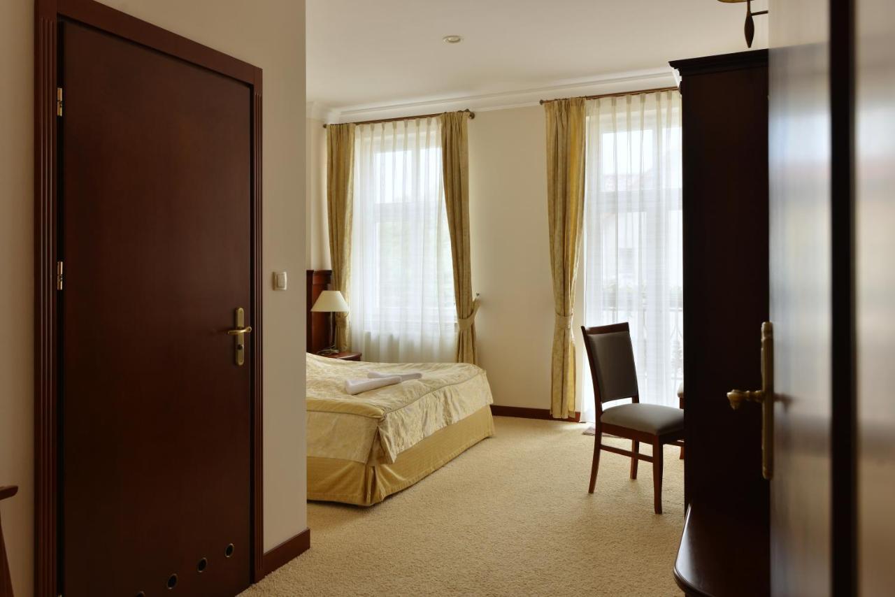 Hotel Ulubiony 科斯琴 外观 照片