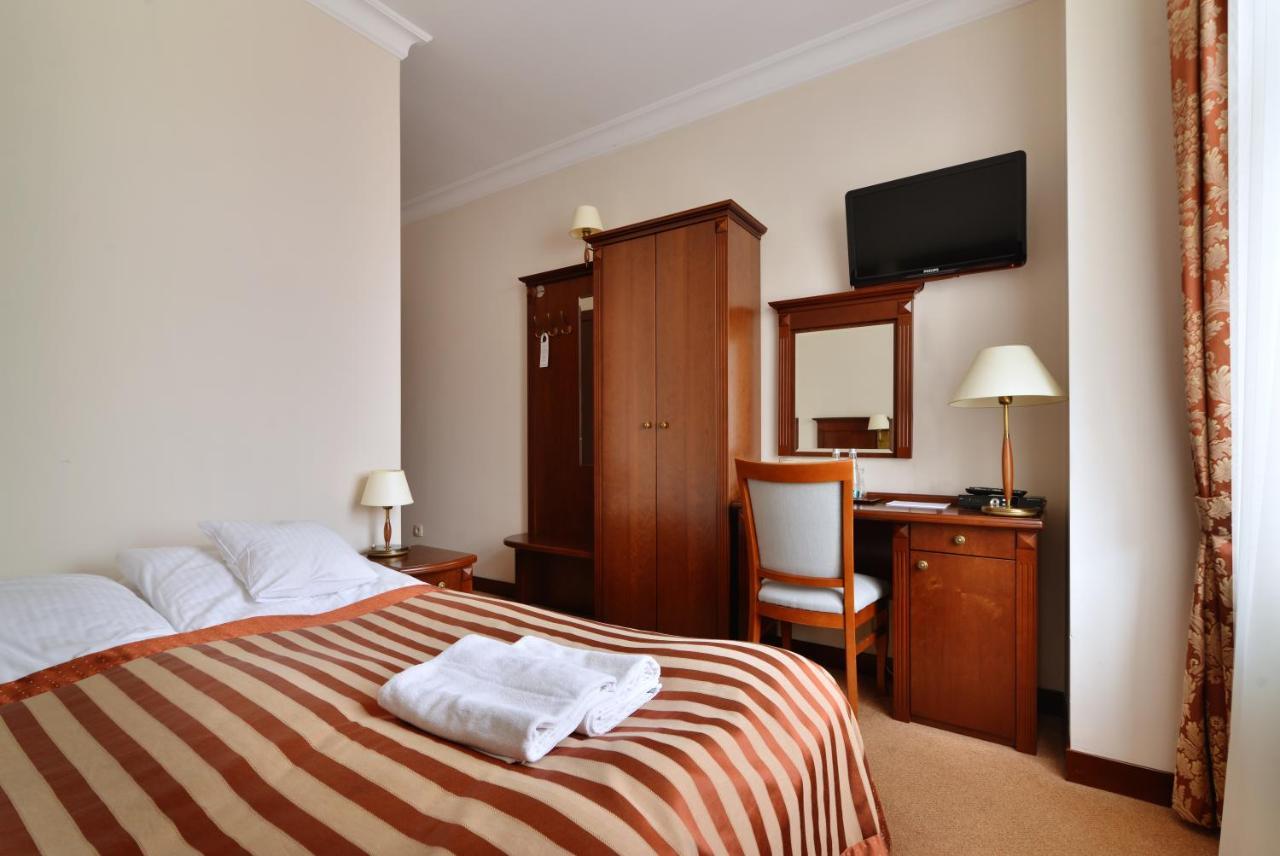 Hotel Ulubiony 科斯琴 外观 照片