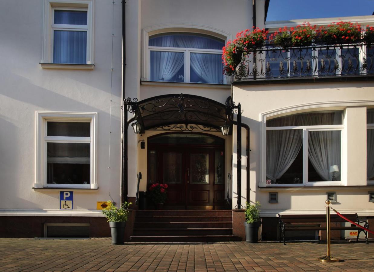 Hotel Ulubiony 科斯琴 外观 照片