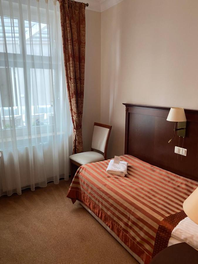 Hotel Ulubiony 科斯琴 外观 照片